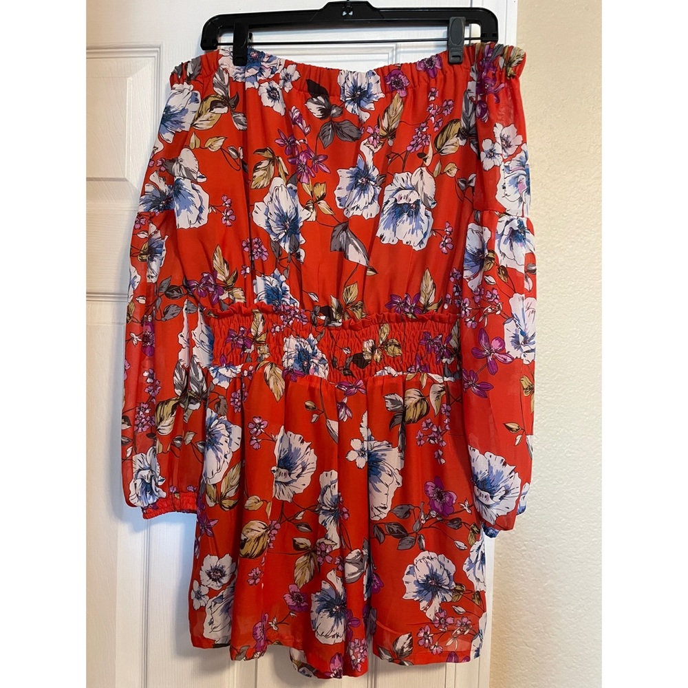 Off Shoulder Floral Romper 🧡